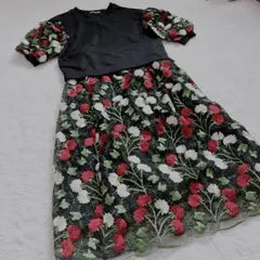 ローズバット　ROSEBUD 刺繍花柄トップスセットアップ 透け感パフスリーブ