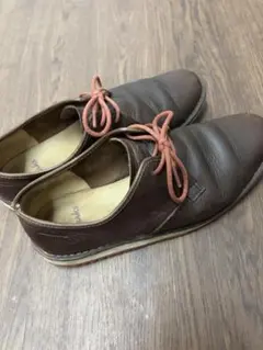 Clarks 革靴