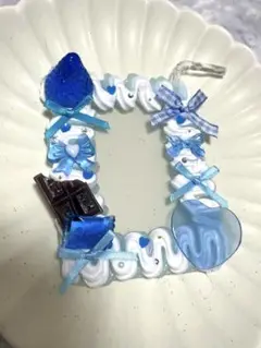 ホイップデコ　ブルー　いちご