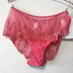 Item thumbnail for item c2c59779-e1c1-4574-8b28-96a026b1ce99