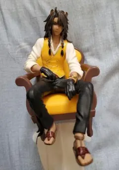 ツイステ フィギュア レオナ