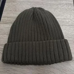 オリーブ色 ニット帽