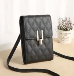 スマホショルダーバック　ブラック　キルティング