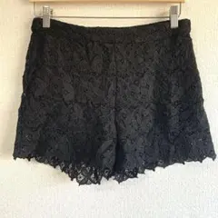 黒 花柄レース ショートパンツ