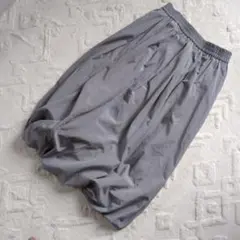 GU　グレー 　バルーンスカート ゴムウエスト　 バブルヘムミディスカート