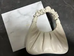 Item thumbnail for item 6abee6aa-3ad2-4c10-825f-11145053a1b6