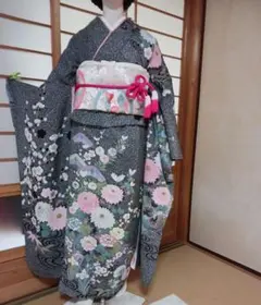 ［4882］黒留袖 美品 友禅 作家物 比翼付 五つ紋 木瓜 正絹 着物 袷 4882］黒留袖 美品 友禅 作家物 比翼付 五つ紋 木瓜 正絹 着物 袷