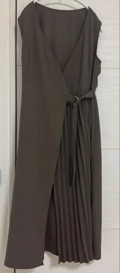 プリーツラップワンピース