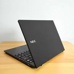 Item thumbnail for item 3138374c-fc45-4ae8-842d-18efd69c0df9