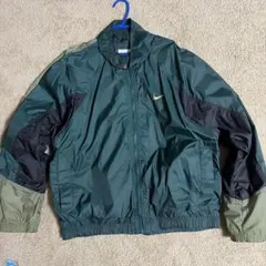 希少❗️ 90S NIKE ナイロンジャケット　グリーン　M刺繍ロゴ