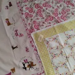 Hallmark&LAURA ASHLEY &薔薇柄大判 ハンカチ 3枚セット