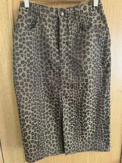 【正規品】FENDI フェンディ レオパード柄　サイズ42 前スリット入り