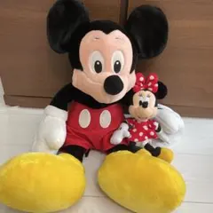 ミッキーマウスとミニーマウス ぬいぐるみセット
