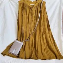 《新品》 ピンクシルバー スマホショルダー カード収納 ノースリーブ とセット可