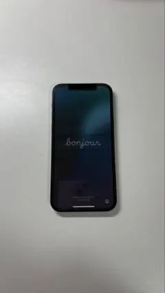 Apple iPhone 12 ブラック