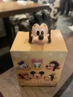 ミッキー&フレンズ　ディズニーストア　シークレットリング　マックス　グーフィー