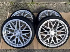 20インチ 8.5j ホイール タイヤ 225/35R20 4本 鍛造ホイールのサムネイル