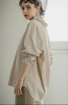 ニコアンド　ウォッシュド細コールシャツ