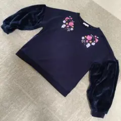 ♥オンワード樫山【140】裏起毛花柄刺繍 ネイビー トレーナー