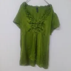 美品　maurices 【L】豪華フリル Vネックブラウス ボタニカル柄グリーンのサムネイル