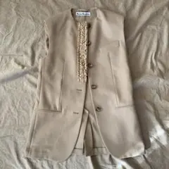 Item thumbnail for item e3965686-3c49-4475-a19c-f9a930e56df9