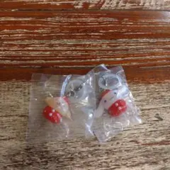 サンリオキャラクターズ◎いちごめじるしアクセサリー◎ポムポムプリン✕シナモロール