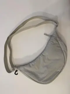 Item thumbnail for item 3ca1beaf-df36-4645-858b-f261855d1f38