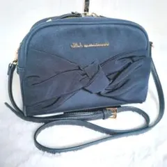 ジルバイジルスチュアート　リボンショルダーバッグ　ネイビー色