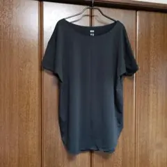 ユニクロＴシャツ黒