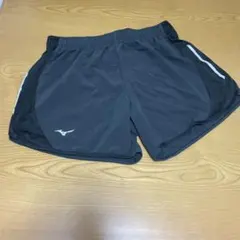 新品　ミズノ ブラックショートパンツ Mサイズ　レディース