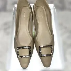 値下げ　ランダ　CAMILLEBIS パンプス　23.5 一回使用のみのサムネイル