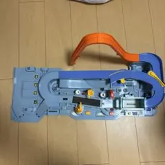 ジャンク　トミカ　たのしい自動車工場　欠品部品ありのサムネイル