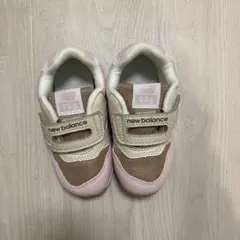 新品未使用　ニューバランスシューズ　13.5センチ