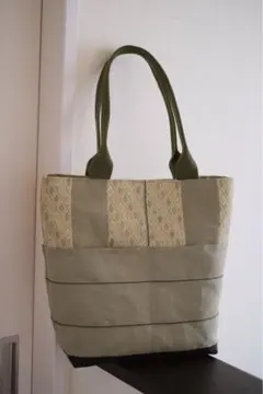 Item thumbnail for item 3f273e0a-23dc-4e31-acc8-c98d2fec4fc3