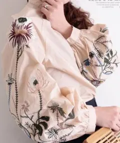 ぽわん袖刺繍シャツのサムネイル