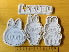 Item thumbnail for item 8115f55f-9526-48f3-8513-d9d596ec3899