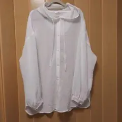 ホワイト フード付き長袖シャツ