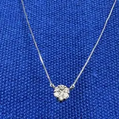 K18WG ダイヤモンド 0.2ct フラワー ネックレス 1.4g 美品