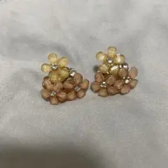 花モチーフ クリップ式イヤリング