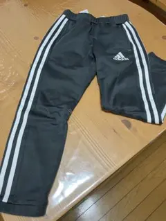 Item thumbnail for item 5db0a87b-1126-4a33-9b46-a7e660127383