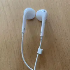 Lightning端子 イヤフォン ボリュームコントロール付き　アップル純正