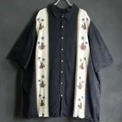 Batik Bay パイナップル柄 レーヨンアロハシャツ　ライン　3XL 古着のサムネイル