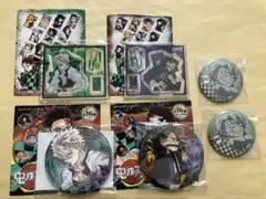 鬼滅の刃 アクリルフィギュアコレクション 缶バッジ