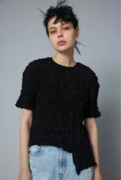 HeRIN.CYE スクエアシャーリングトップスのサムネイル