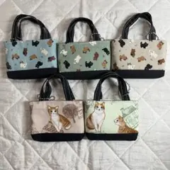 感謝価格　新作生地　猫柄　持ち手付き16cmファスナーポーチ ハンドメイド 感謝価格 新作生地 猫柄 持ち手付き16cmファスナーポーチ ハンドメイド