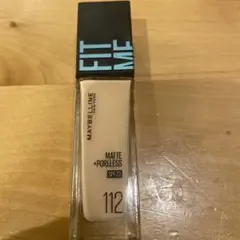 美品　メイベリン　フィットミーリキッドファンデーション　R112