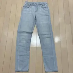 ライトブルー ストレートフィット デニムパンツ