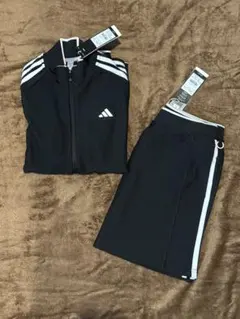 Adidas 3ストライプス　セットアップ　黒