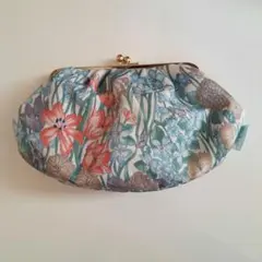 お*ぃ様 PAUL & JOE 花柄ポーチ