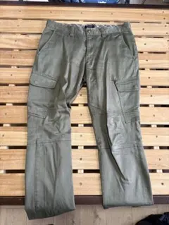 Burberry Black Label カーゴパンツ 79サイズのサムネイル